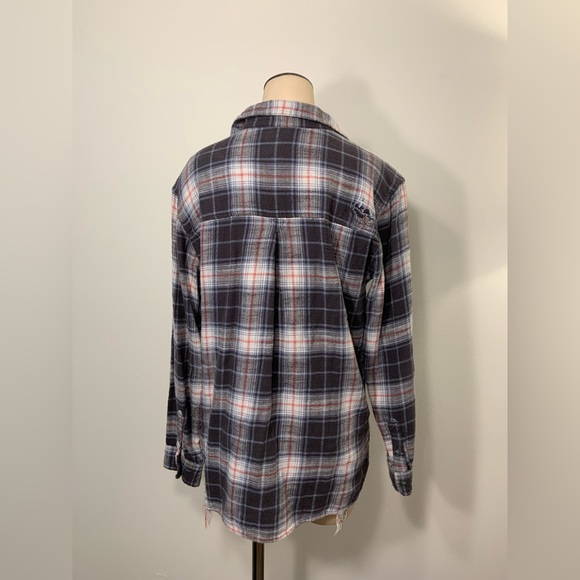 American Eagle • Distressed Flannel - Picture 6 of 6
